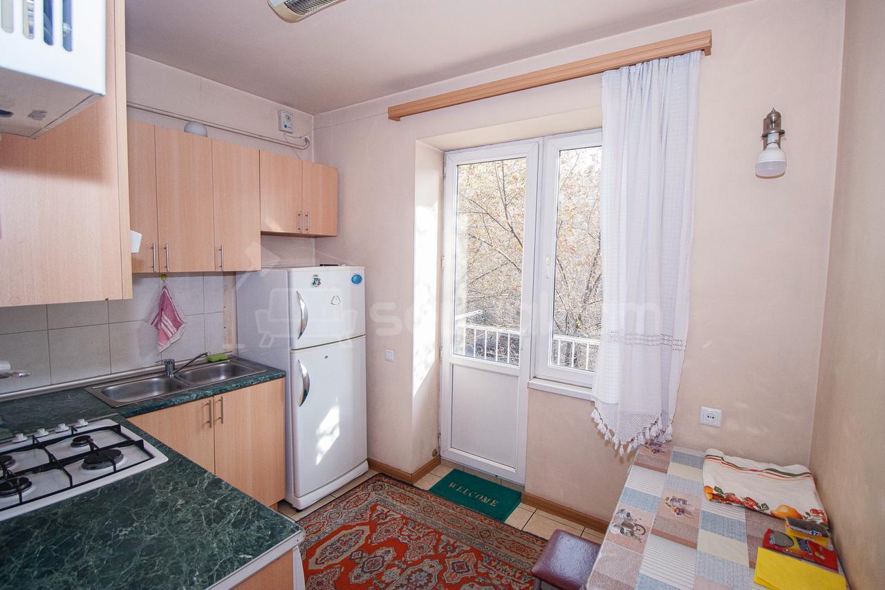 2 Սենյականոց Բնակարան Քարե Շենքում, 65քմ, 3/4 հարկ, Կապիտալ Վերանորոգված, Կահավորված