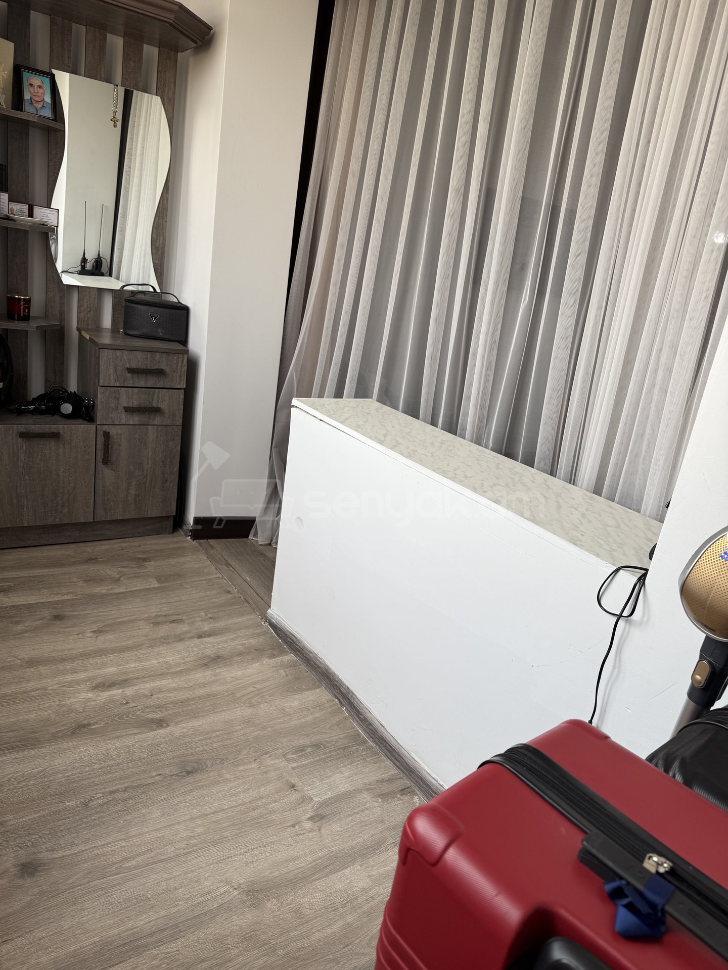 3 Սենյականոց Բնակարան Քարե Շենքում, 79քմ, 5/5 հարկ, Կապիտալ Վերանորոգված