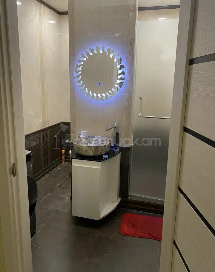 3 Սենյականոց Բնակարան Նորակառույցում, 95քմ, 5/7 հարկ, Կապիտալ Վերանորոգված, Կահավորված, Արևկող