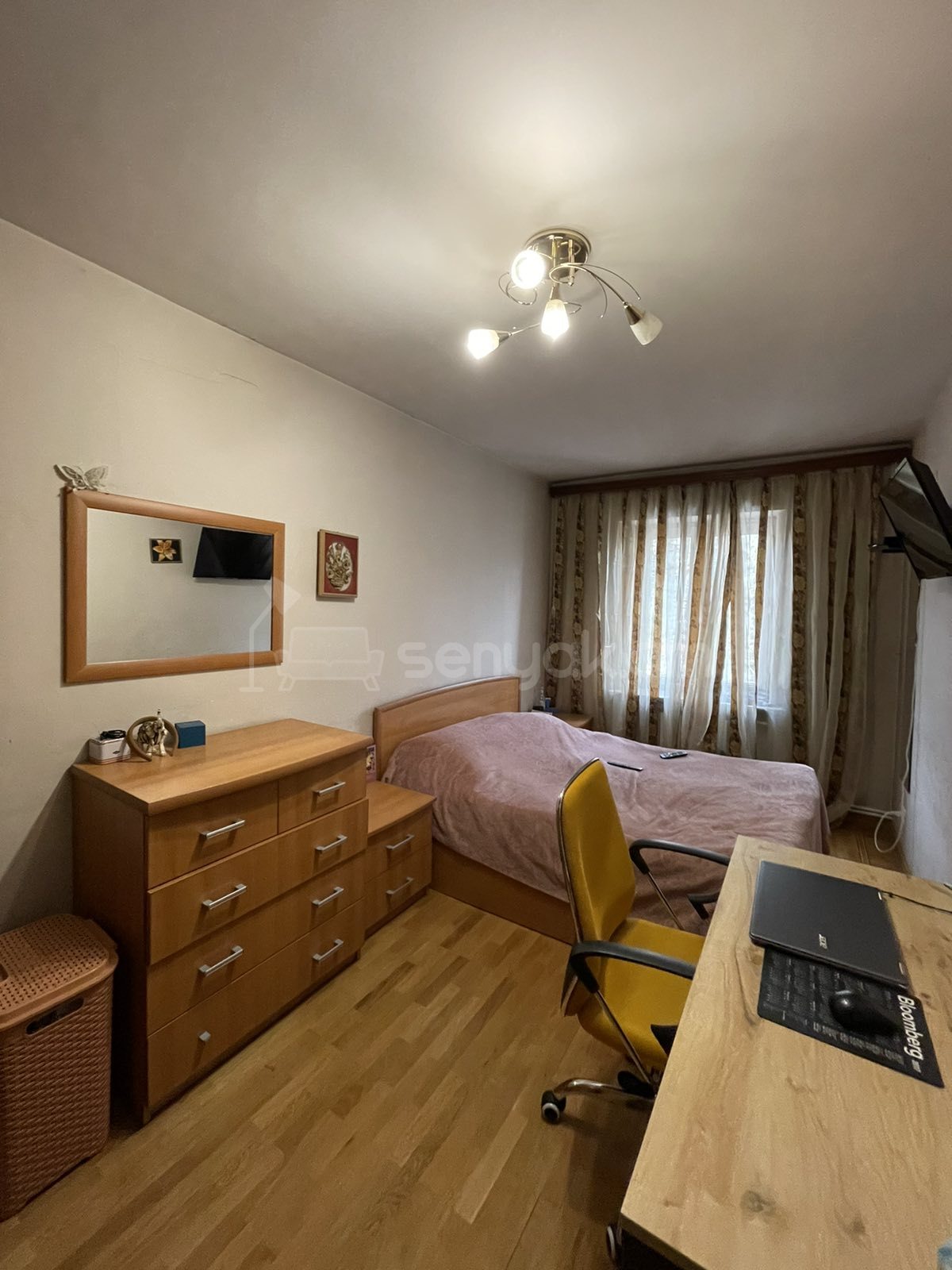 4 Սենյականոց Բնակարան Քարե Շենքում, 101քմ, 2/5 հարկ, Կապիտալ Վերանորոգված, Կահավորված, Արևկող