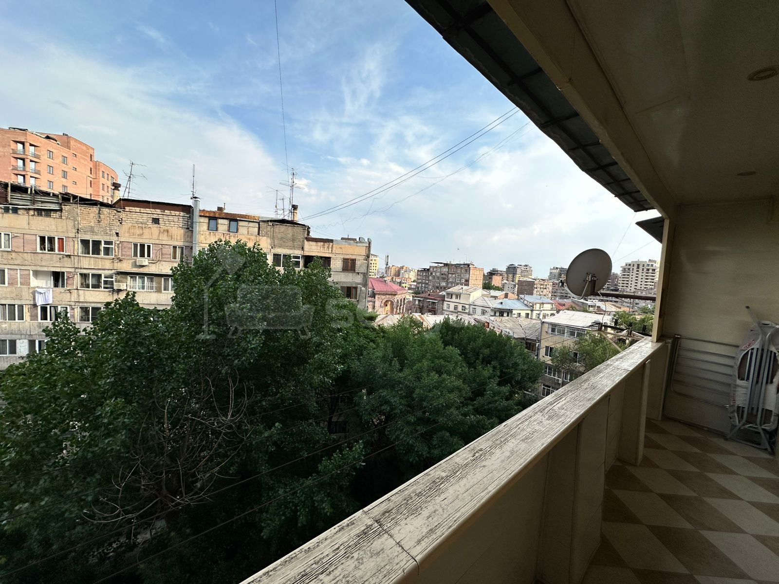 3 Սենյականոց Բնակարան Քարե Շենքում, 86քմ, 5/10 հարկ, Կապիտալ Վերանորոգված, Կահավորված, Արևկող