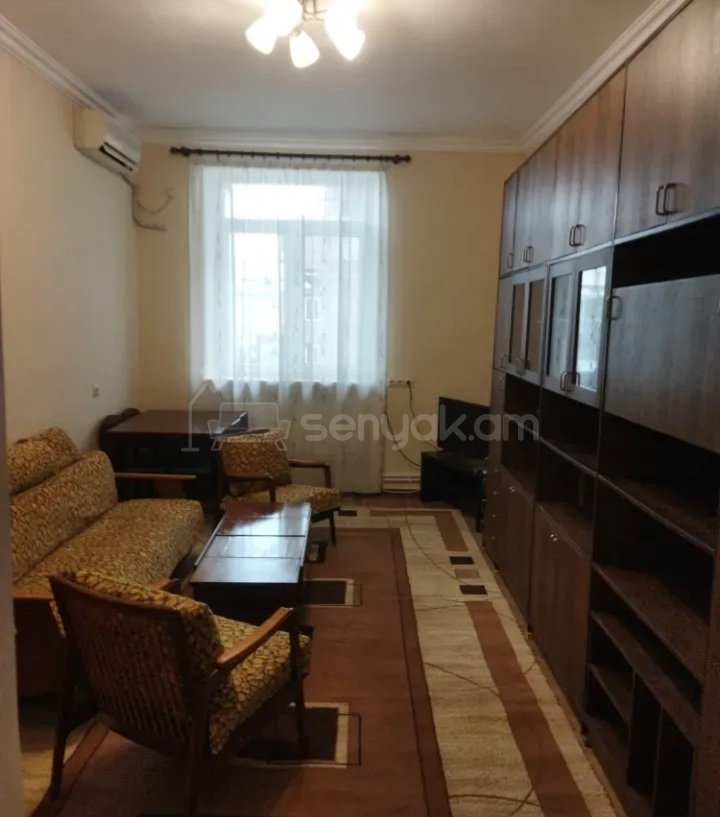 2 Սենյականոց Բնակարան Քարե Շենքում, 55քմ, 4/4 հարկ, Կապիտալ Վերանորոգված, Կահավորված