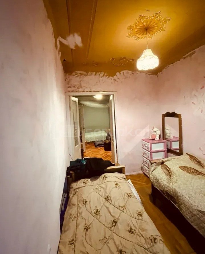 2 Սենյականոց Բնակարան Քարե Շենքում, 65քմ, 7/7 հարկ, Պետական Վիճակում