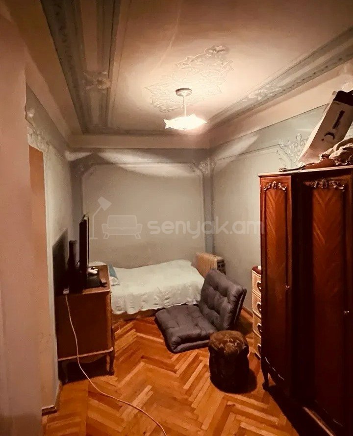 2 Սենյականոց Բնակարան Քարե Շենքում, 65քմ, 7/7 հարկ, Պետական Վիճակում