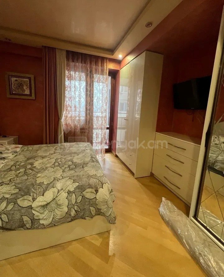 3 Սենյականոց Բնակարան, 80քմ, 8/14 հարկ, Կապիտալ Վերանորոգված