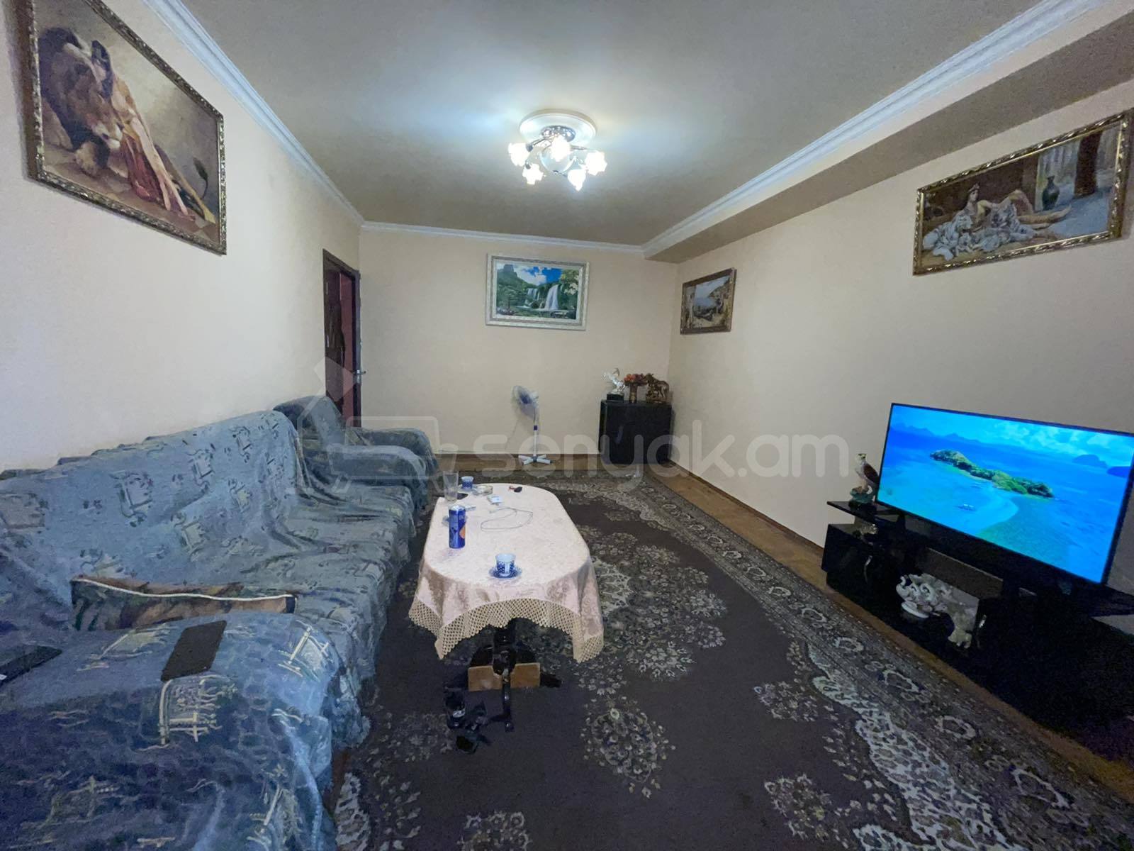 3 Սենյականոց Բնակարան, 83քմ, 1/9 հարկ, Նորմալ Վիճակում