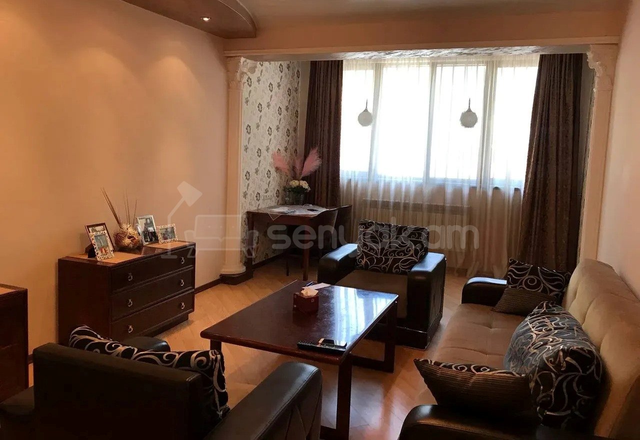 2 Սենյականոց Բնակարան Քարե Շենքում, 74քմ, 1/5 հարկ, Կապիտալ Վերանորոգված, Կահավորված, Արևկող