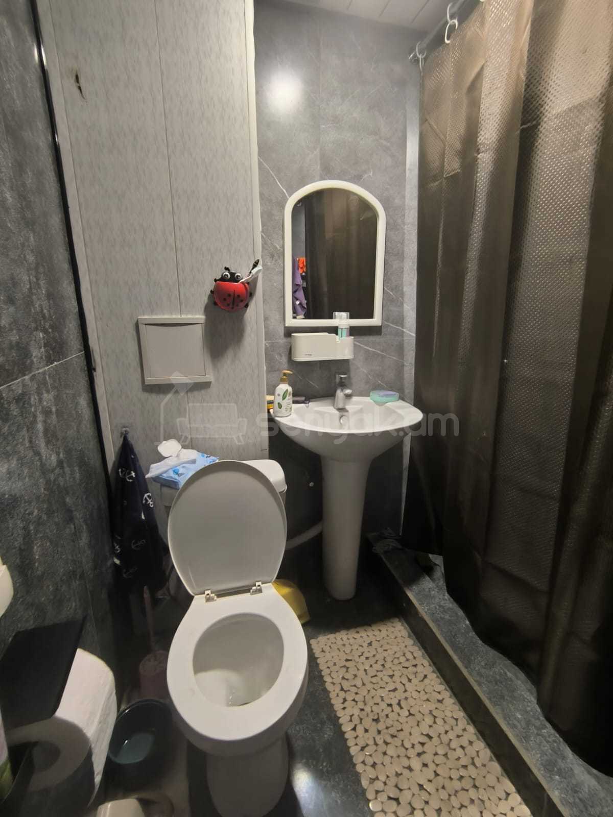 2 Սենյականոց Բնակարան, 69քմ, 8/9 հարկ, Նորմալ Վիճակում