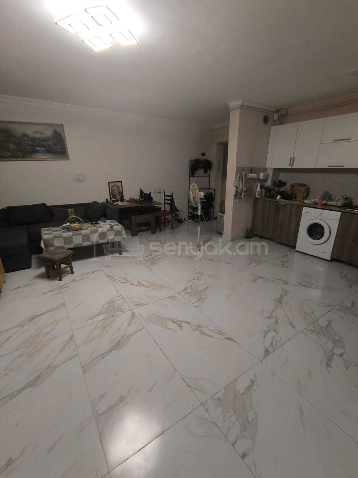 2 Սենյականոց Բնակարան, 69քմ, 8/9 հարկ, Նորմալ Վիճակում