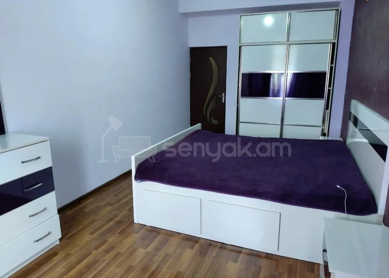 3 Սենյականոց Բնակարան Նորակառույցում, 85քմ, 2/8 հարկ, Կապիտալ Վերանորոգված