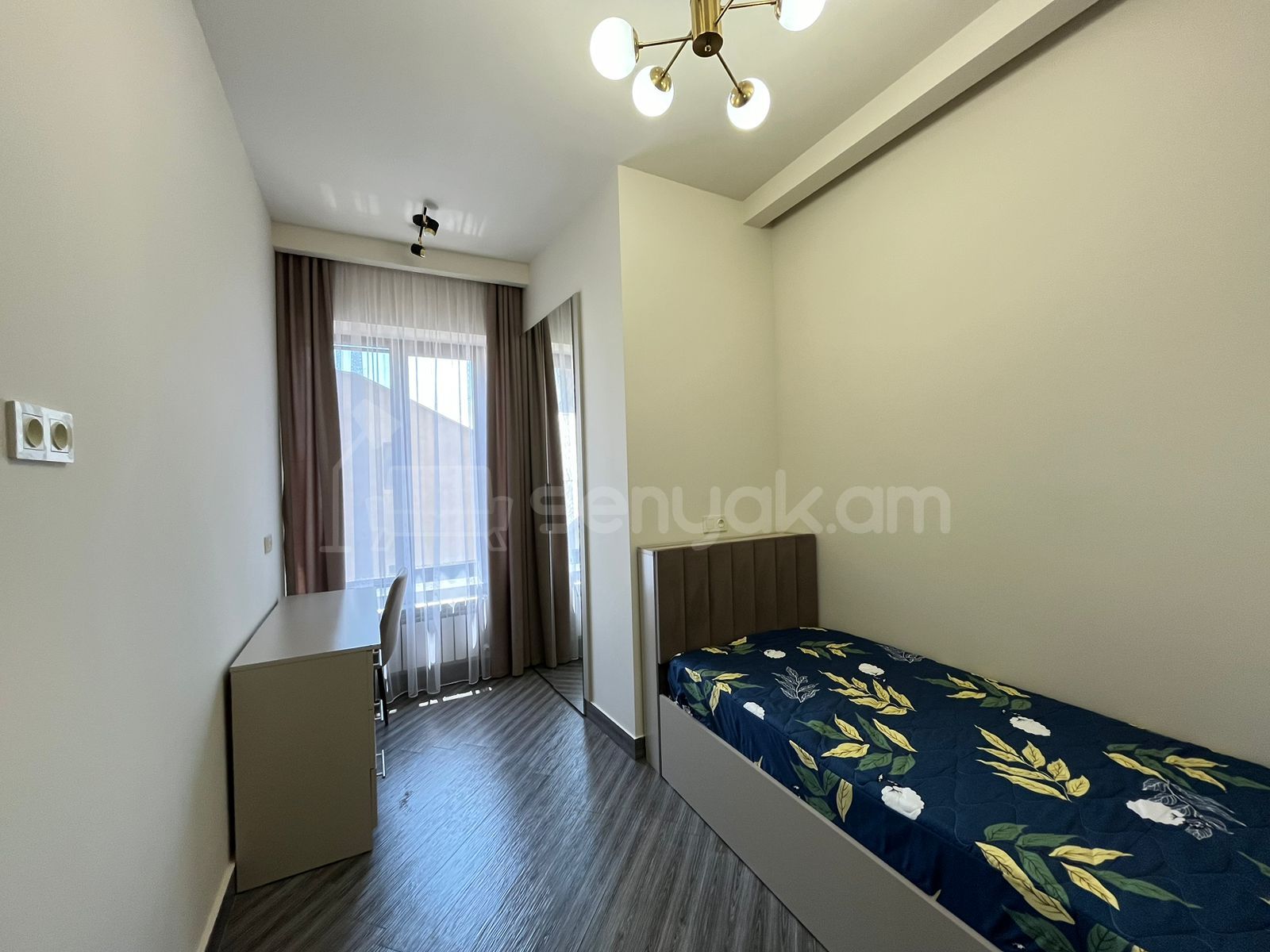 3 Սենյականոց Բնակարան Նորակառույցում, 75քմ, 2/4 հարկ, Կապիտալ Վերանորոգված, Կահավորված, Արևկող