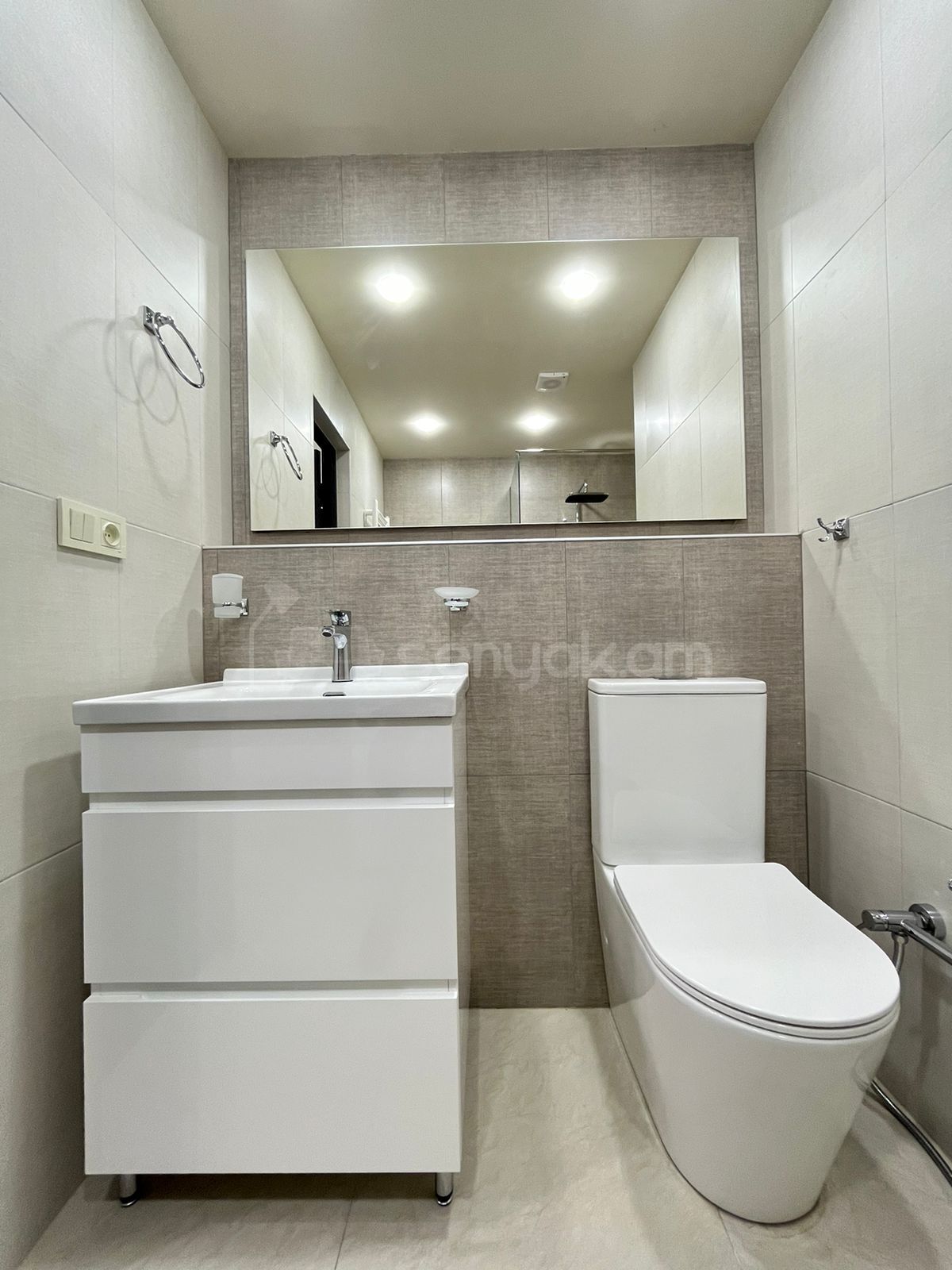 3 Սենյականոց Բնակարան Նորակառույցում, 75քմ, 2/4 հարկ, Կապիտալ Վերանորոգված, Կահավորված, Արևկող