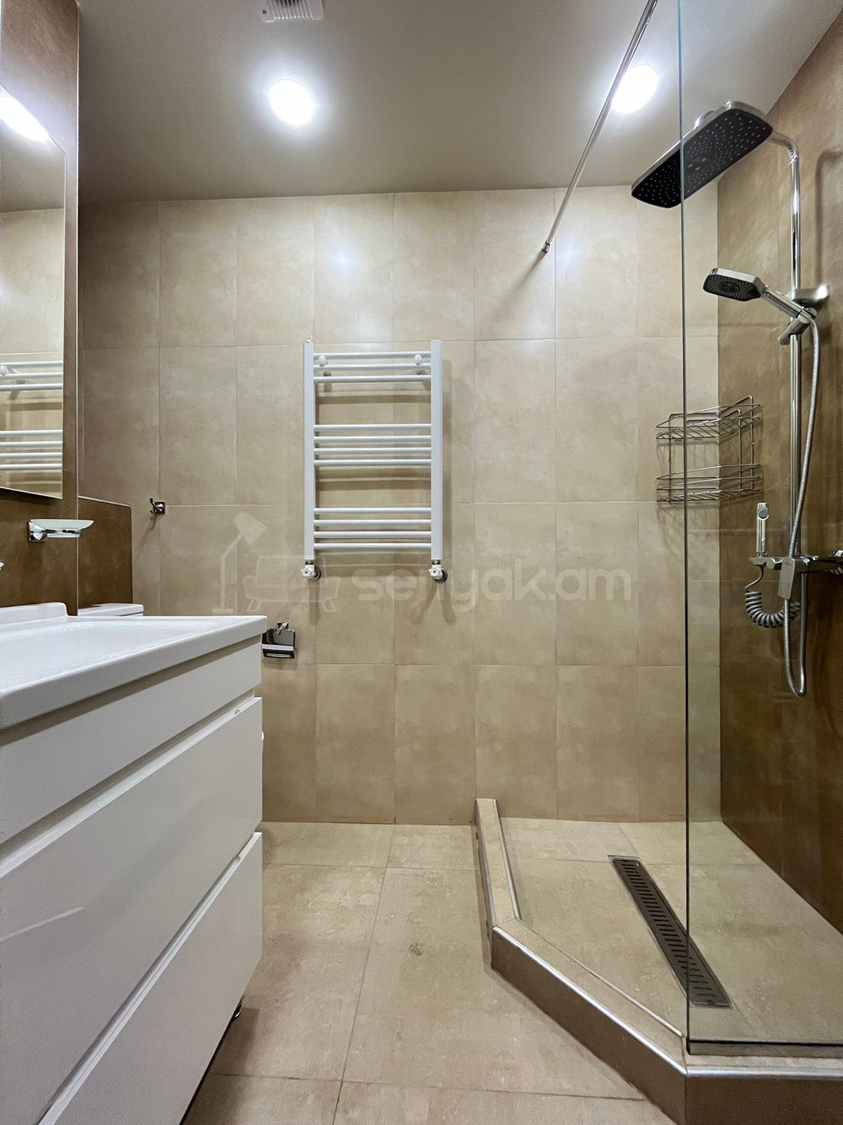 1 Սենյականոց Բնակարան Նորակառույցում, 40քմ, 1/4 հարկ, Կապիտալ Վերանորոգված, Կահավորված, Արևկող