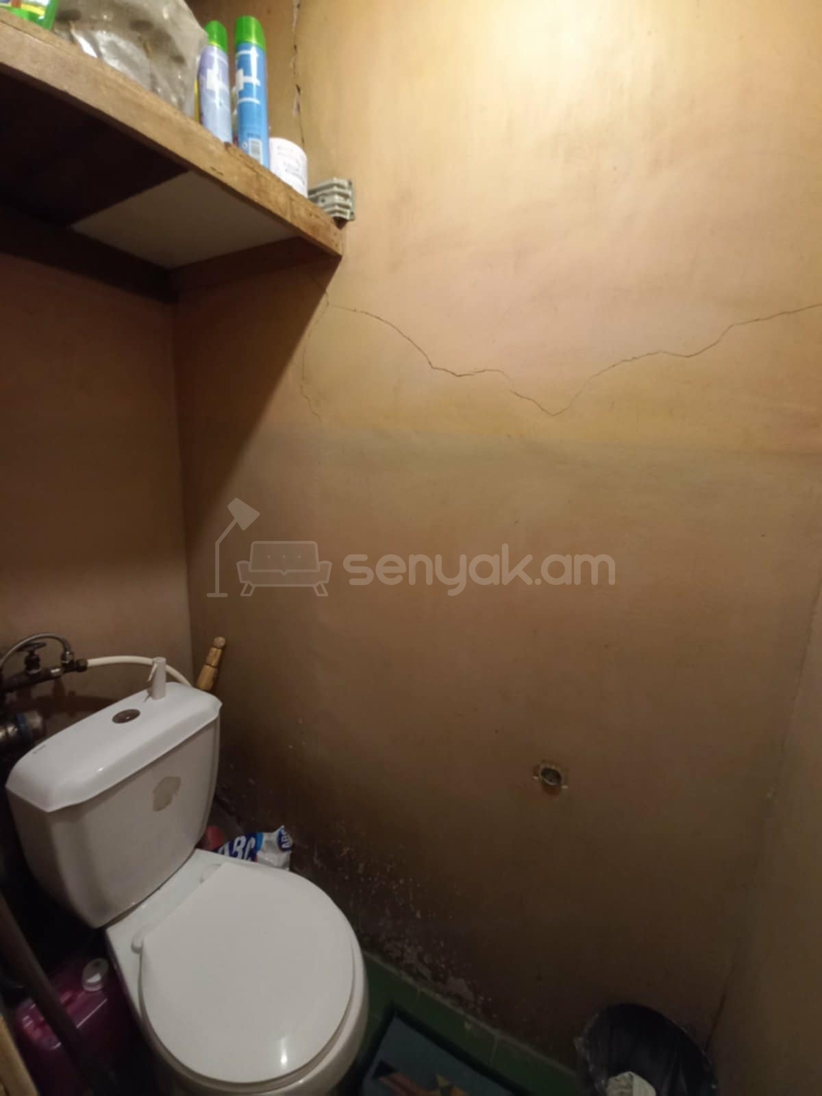 3 Սենյականոց Բնակարան, 77քմ, 1/9 հարկ, Պետական Վիճակում