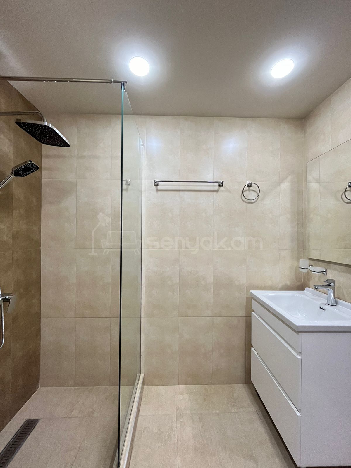 2 Սենյականոց Բնակարան Նորակառույցում, 60քմ, 1/4 հարկ, Կապիտալ Վերանորոգված, Կահավորված, Արևկող