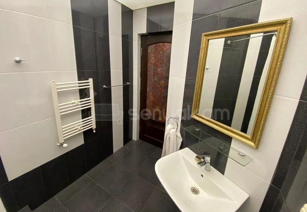 3 Սենյականոց Բնակարան Նորակառույցում, 78քմ, 12/12 հարկ, Կապիտալ Վերանորոգված, Կահավորված, Արևկող