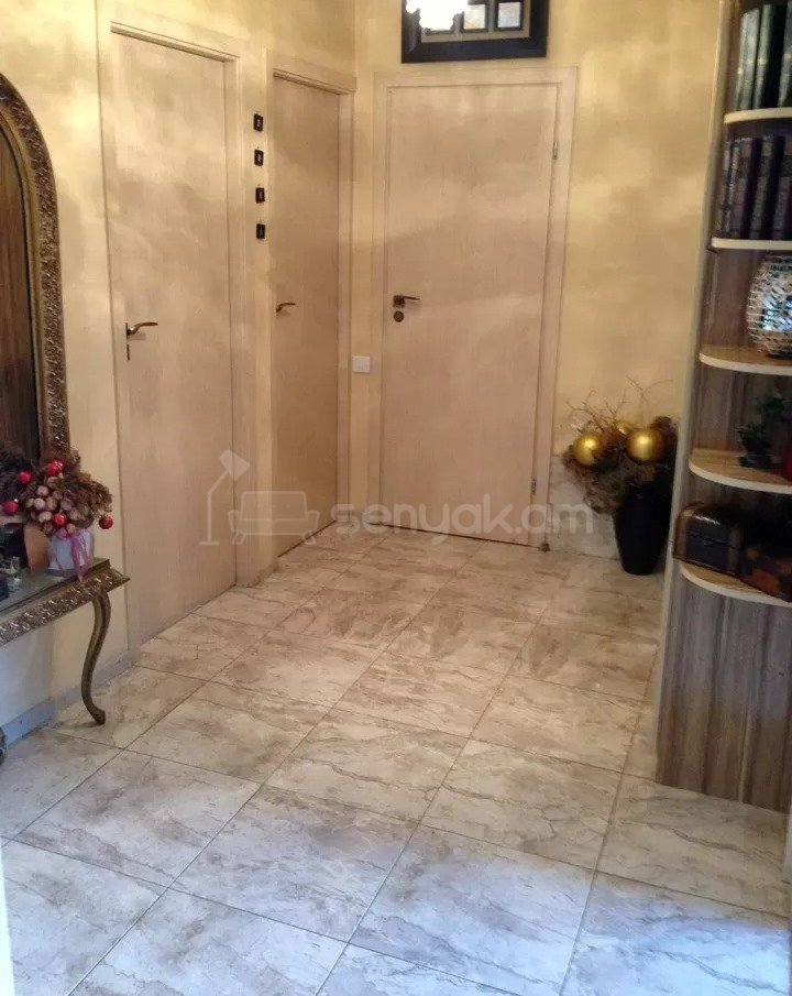 3 Սենյականոց Բնակարան, 76քմ, 3/9 հարկ, Կապիտալ Վերանորոգված