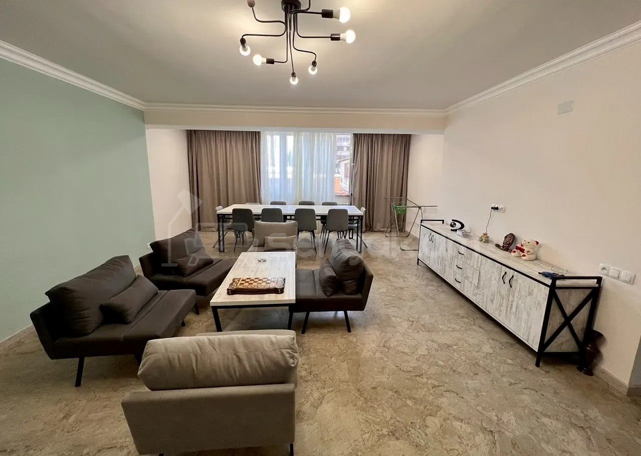 3 Սենյականոց Բնակարան, 103քմ, 2/16 հարկ, Կապիտալ Վերանորոգված