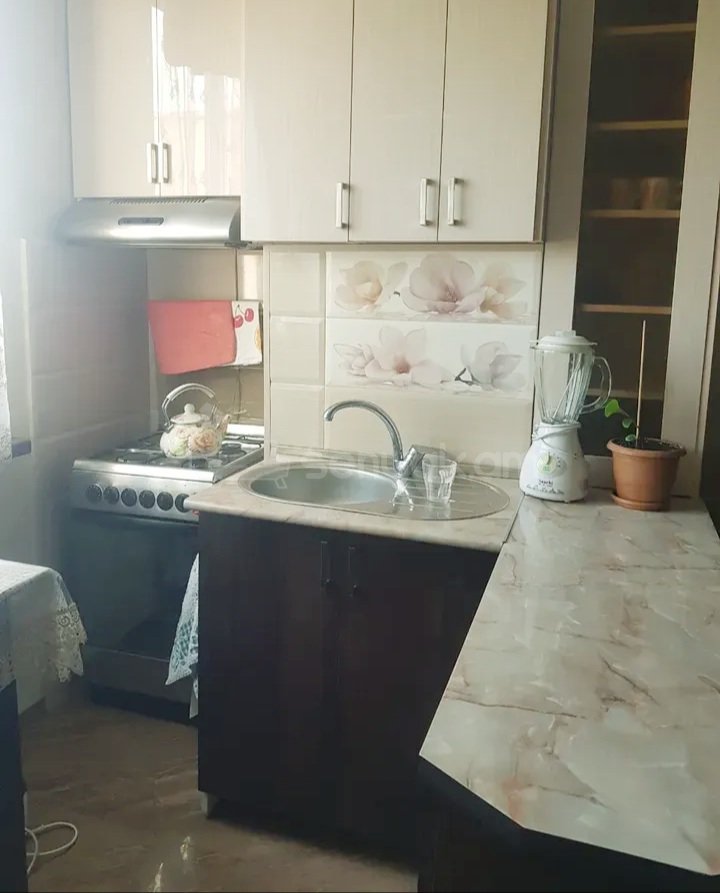 2 Սենյականոց Բնակարան, 41քմ, 4/9 հարկ, Կապիտալ Վերանորոգված, Կահավորված
