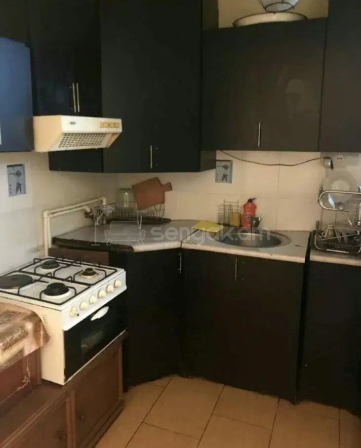 2 Սենյականոց Բնակարան Քարե Շենքում, 55քմ, 1/5 հարկ, Կապիտալ Վերանորոգված