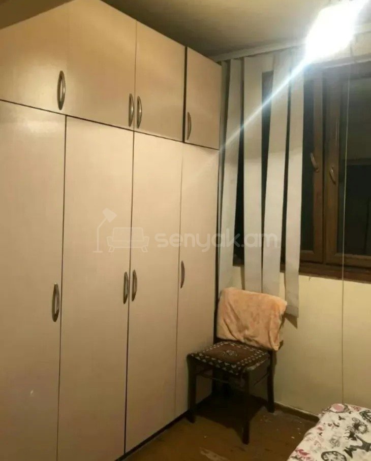 2 Սենյականոց Բնակարան Քարե Շենքում, 55քմ, 1/5 հարկ, Կապիտալ Վերանորոգված