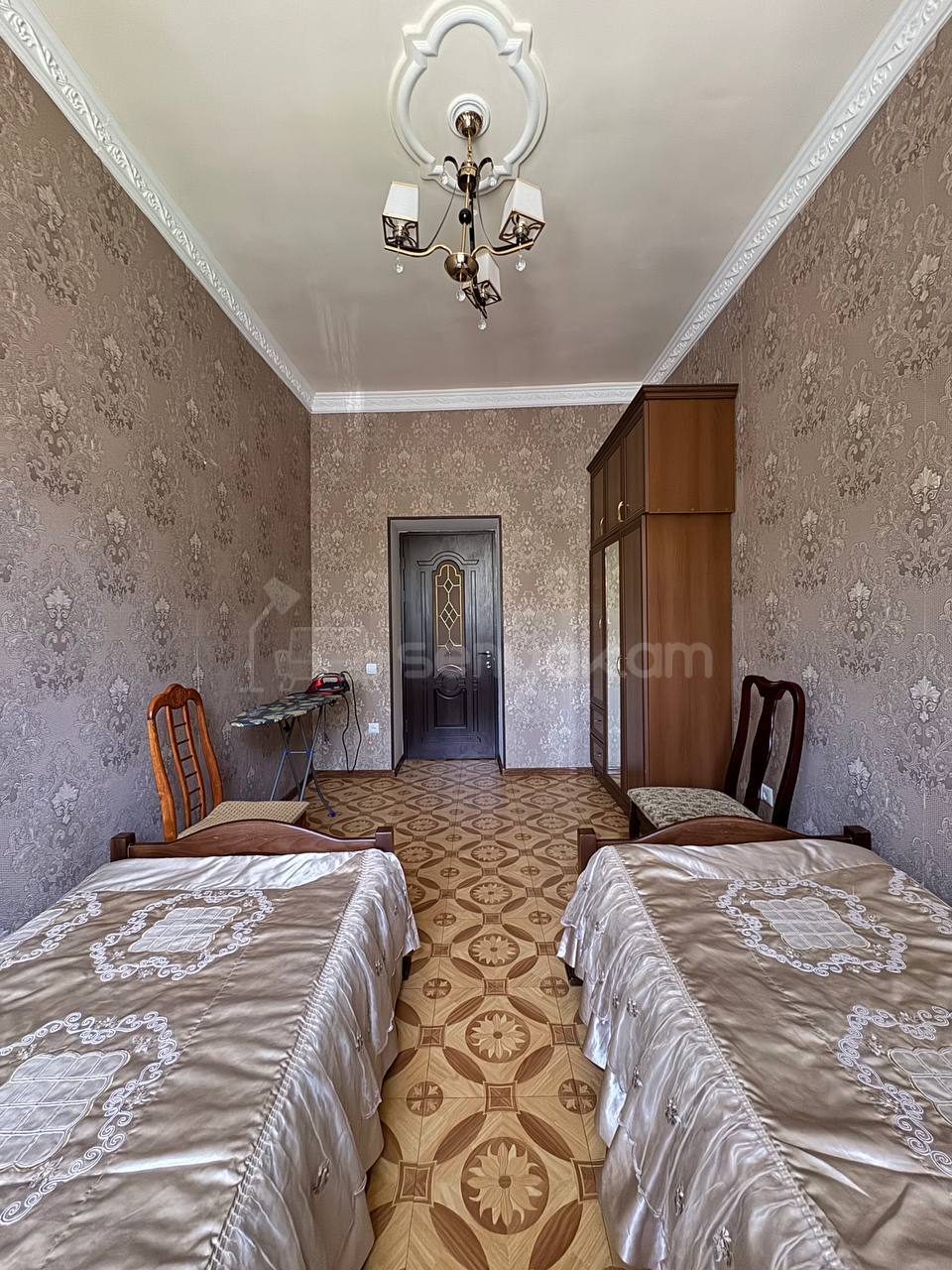 3 Սենյականոց Բնակարան, 120քմ, 2/4 հարկ, Կապիտալ Վերանորոգված
