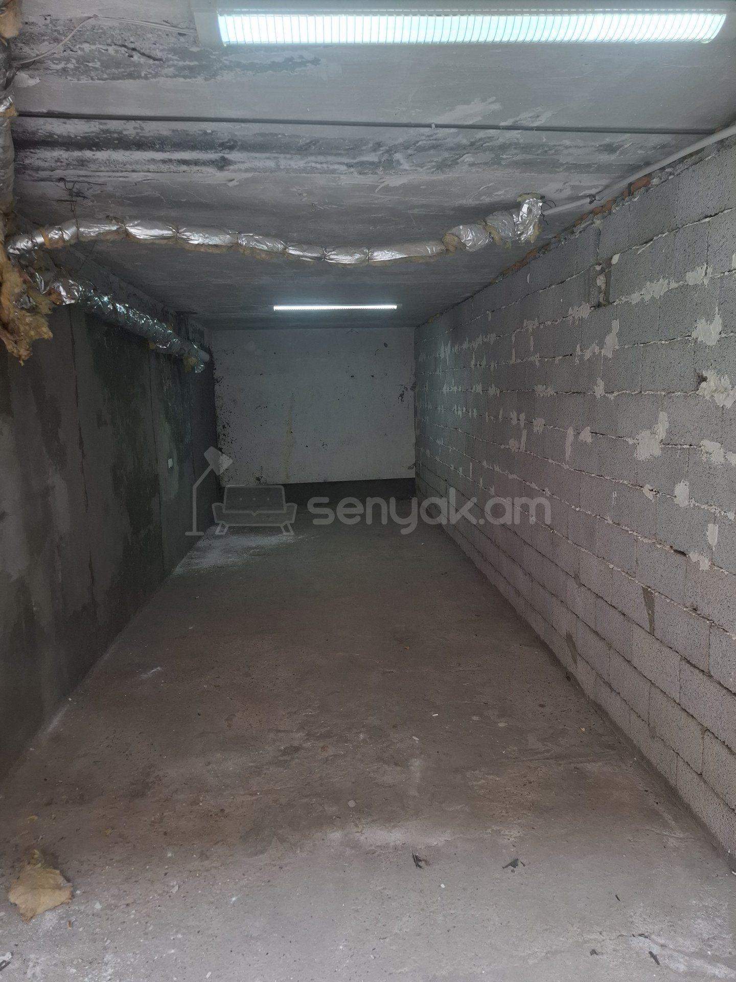 2 Սենյականոց Բնակարան Քարե Շենքում, 73քմ, 2/2 հարկ, Պետական Վիճակում