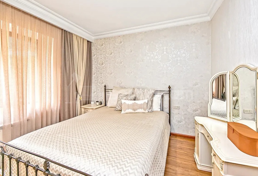 4 Սենյականոց Բնակարան Նորակառույցում, 128քմ, 6/8 հարկ, Դիզայներական Վերանորոգված