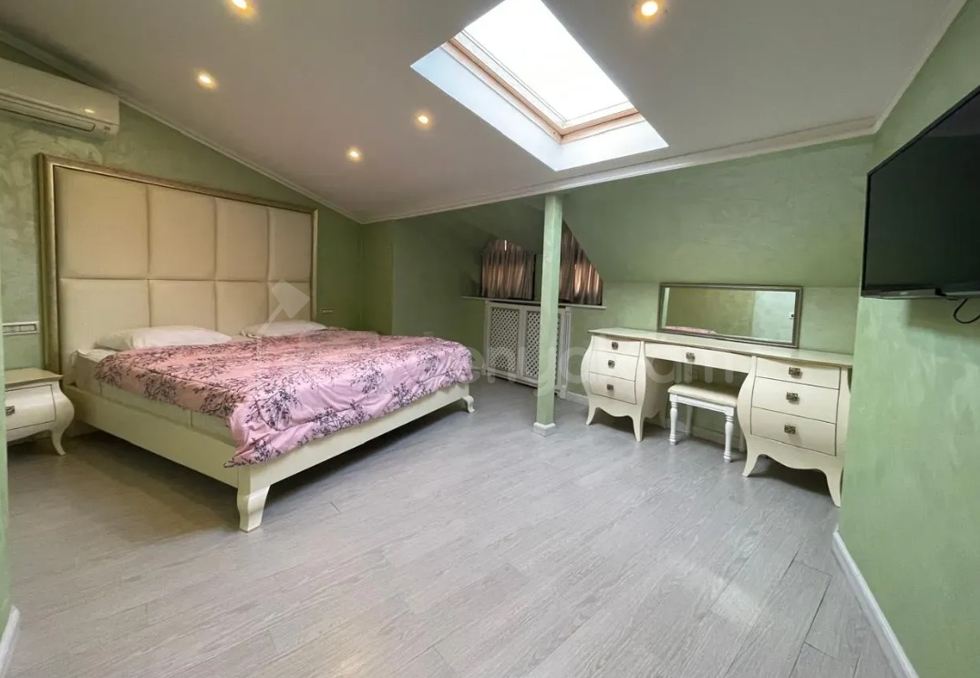 4 Սենյականոց Բնակարան Նորակառույցում, 170քմ, 3/3 հարկ, Դիզայներական Վերանորոգված