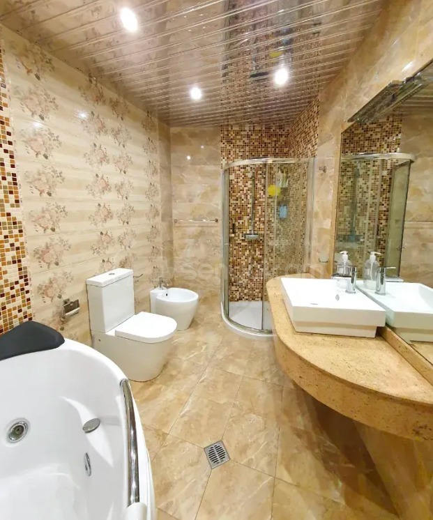 4 Սենյականոց Բնակարան Նորակառույցում, 170քմ, 3/3 հարկ, Դիզայներական Վերանորոգված