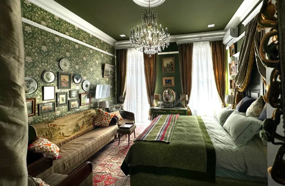 5 Սենյականոց Բնակարան Քարե Շենքում, 112քմ, 2/4 հարկ, Դիզայներական Վերանորոգված