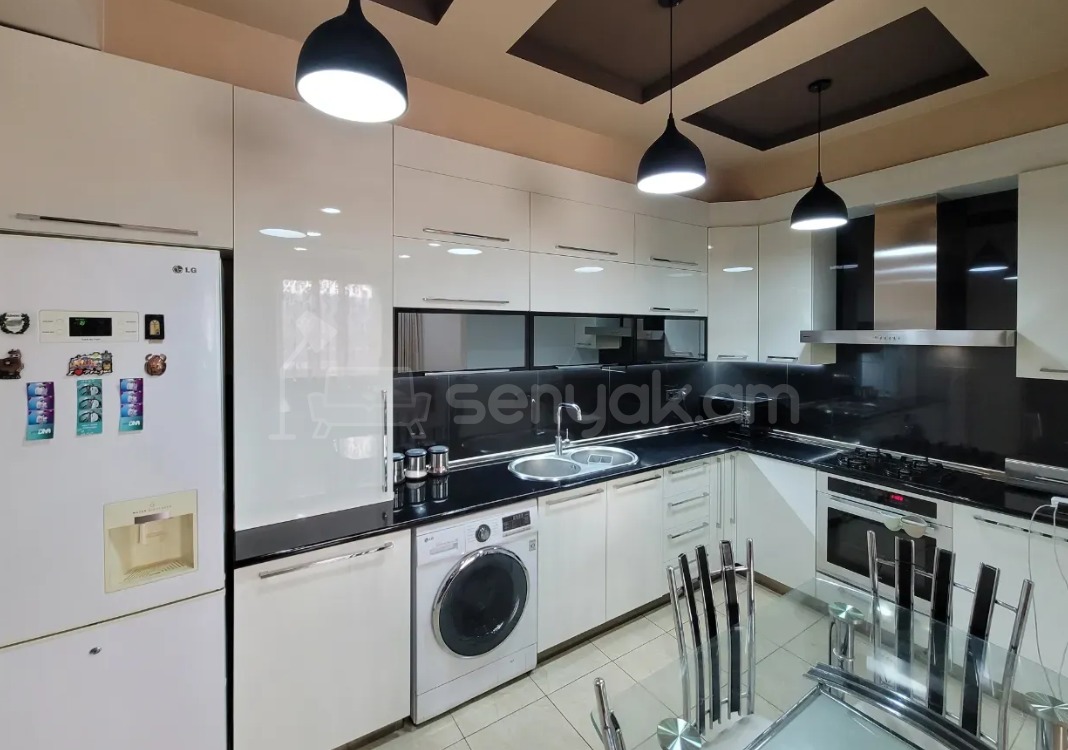 3 Սենյականոց Բնակարան Նորակառույցում, 109քմ, 12/14 հարկ, Դիզայներական Վերանորոգված