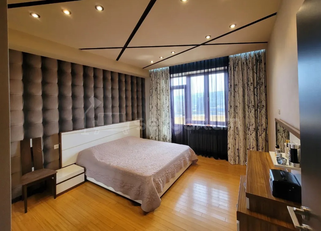 3 Սենյականոց Բնակարան Նորակառույցում, 109քմ, 12/14 հարկ, Դիզայներական Վերանորոգված