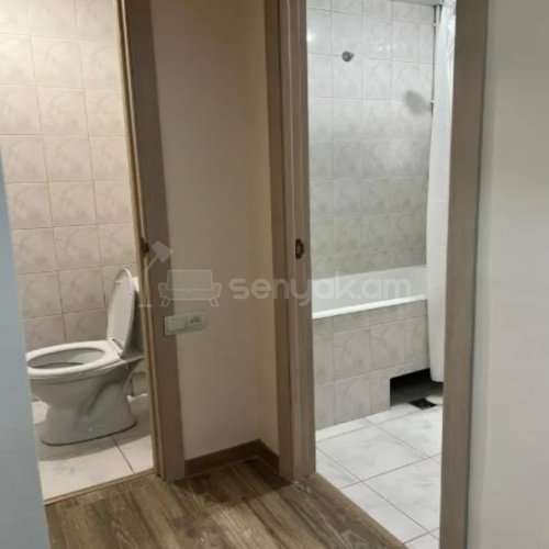 3 Սենյականոց Բնակարան, 68քմ, 3/9 հարկ, Կապիտալ Վերանորոգված, Կահավորված, Արևկող