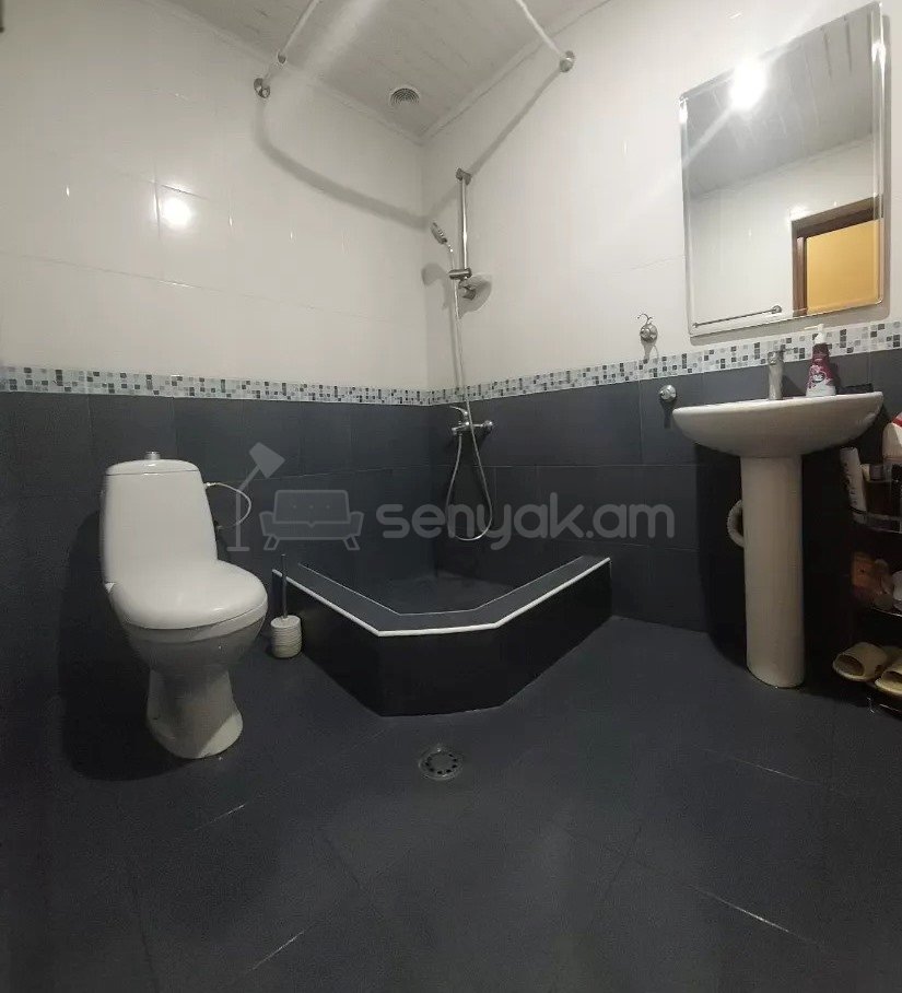 4 Սենյականոց Բնակարան, 120քմ, 2/14 հարկ, Կապիտալ Վերանորոգված
