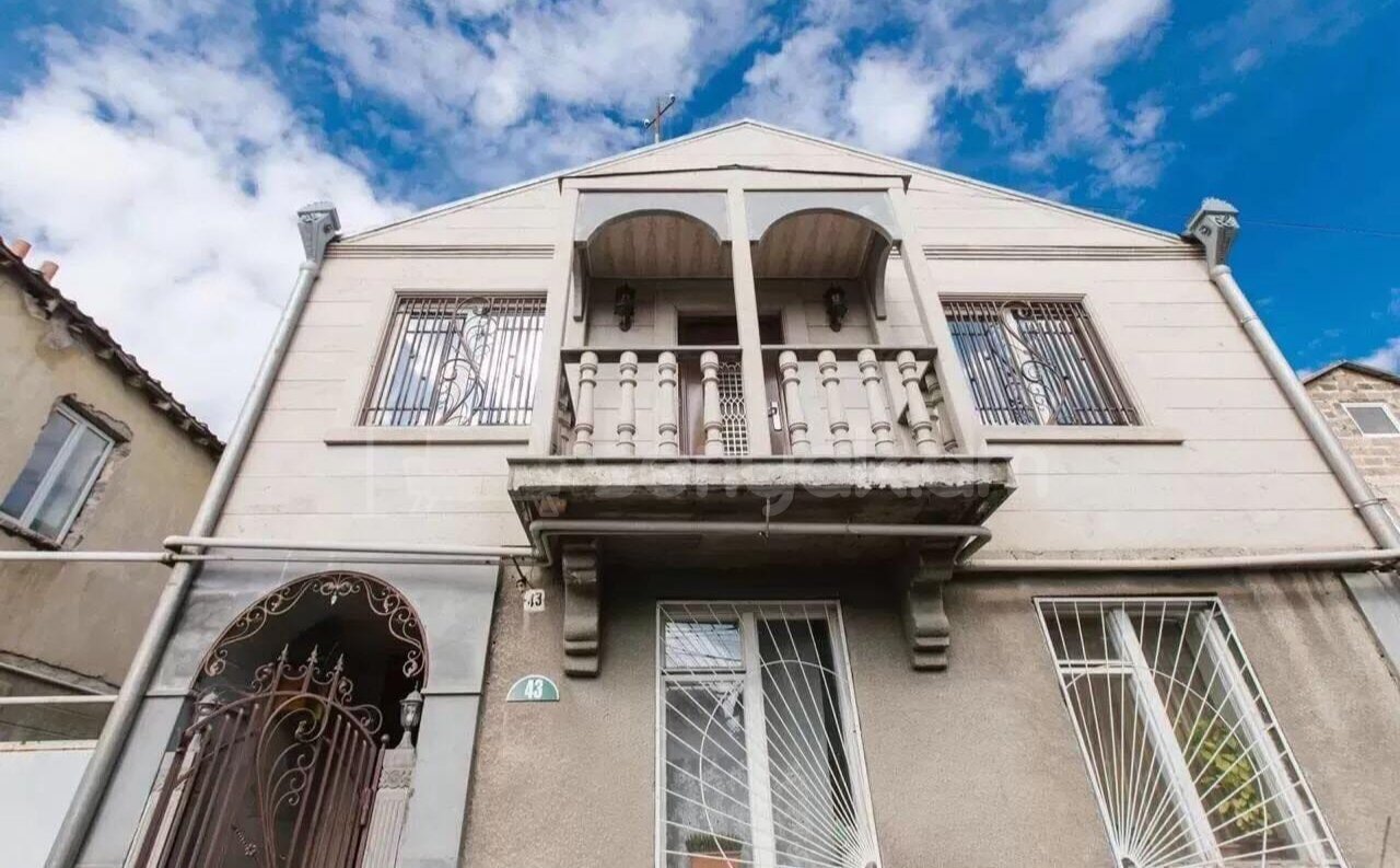 6 Սենյականոց Սեփական Տուն, 150քմ, Կապիտալ Վերանորոգված, Կահավորված