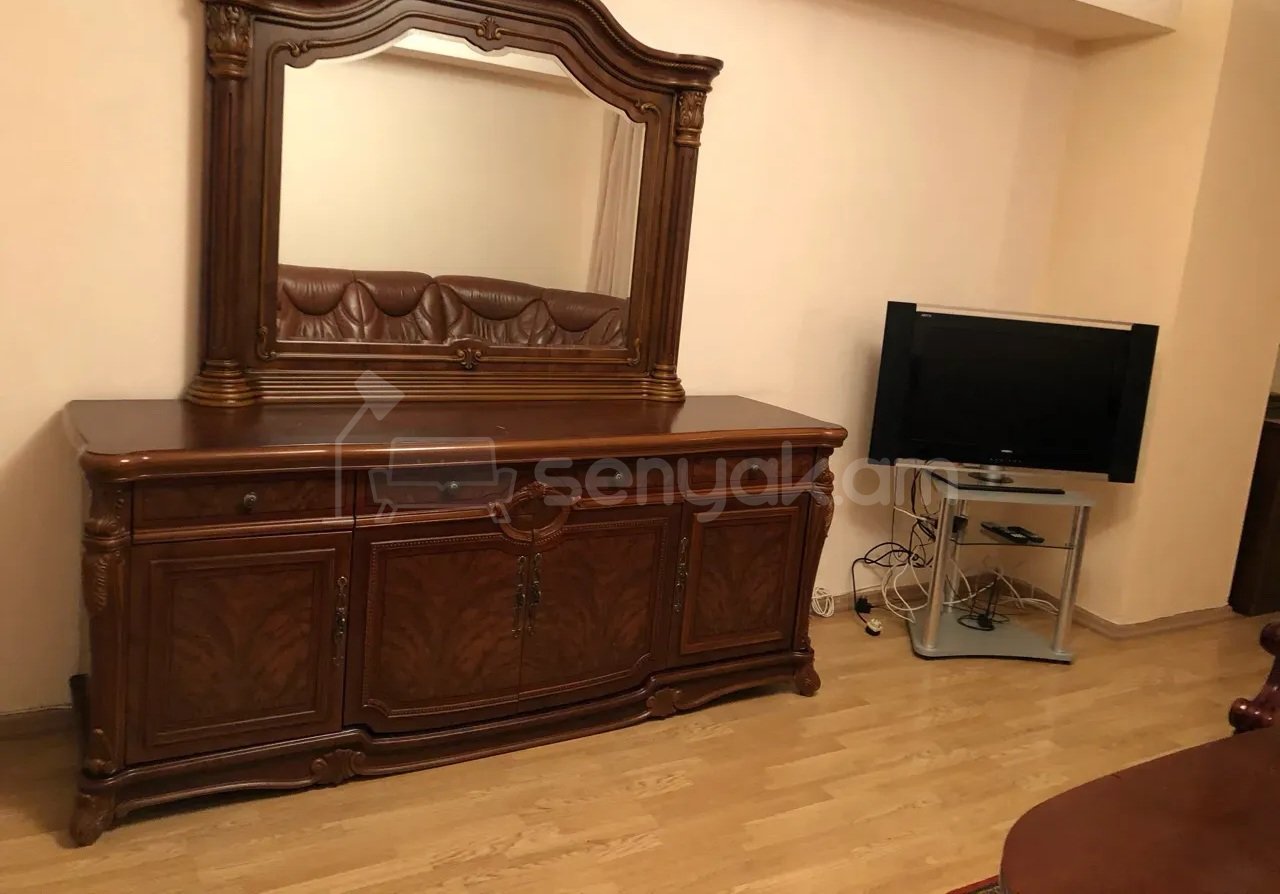 2 Սենյականոց Բնակարան, 67քմ, 3/9 հարկ, Կապիտալ Վերանորոգված, Կահավորված