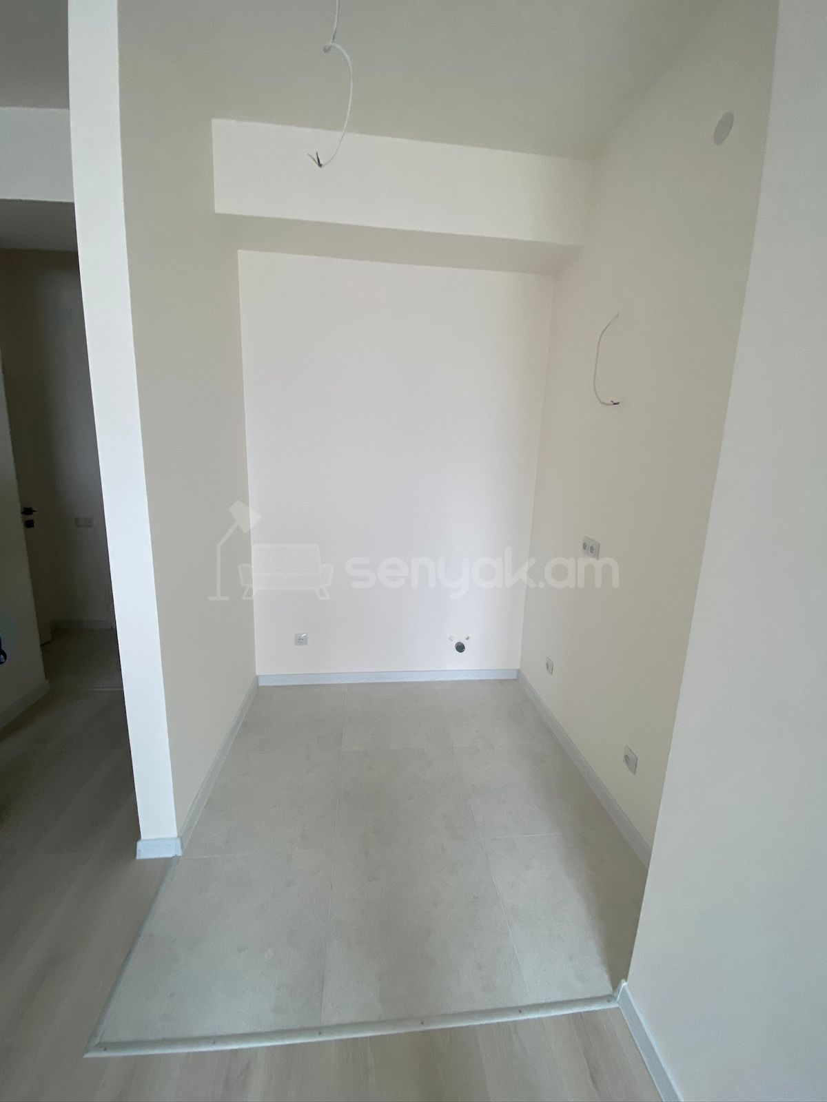 2 Սենյականոց Բնակարան Նորակառույցում, 47քմ, 9/10 հարկ, Կապիտալ Վերանորոգված, Կահավորված, Արևկող