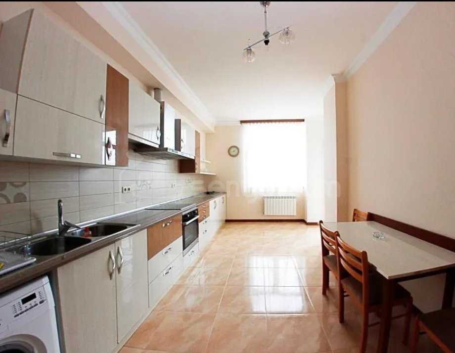 3 Սենյականոց Բնակարան Նորակառույցում, 127քմ, 8/10 հարկ, Կապիտալ Վերանորոգված, Կահավորված, Արևկող