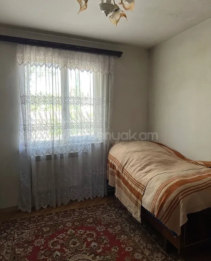 5 Սենյականոց Սեփական Տուն, 188քմ, Կոսմետիկ Վերանորոգված, Ավտոտնակով