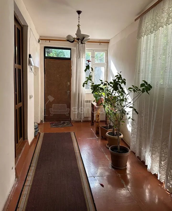 5 Սենյականոց Սեփական Տուն, 188քմ, Կոսմետիկ Վերանորոգված, Ավտոտնակով