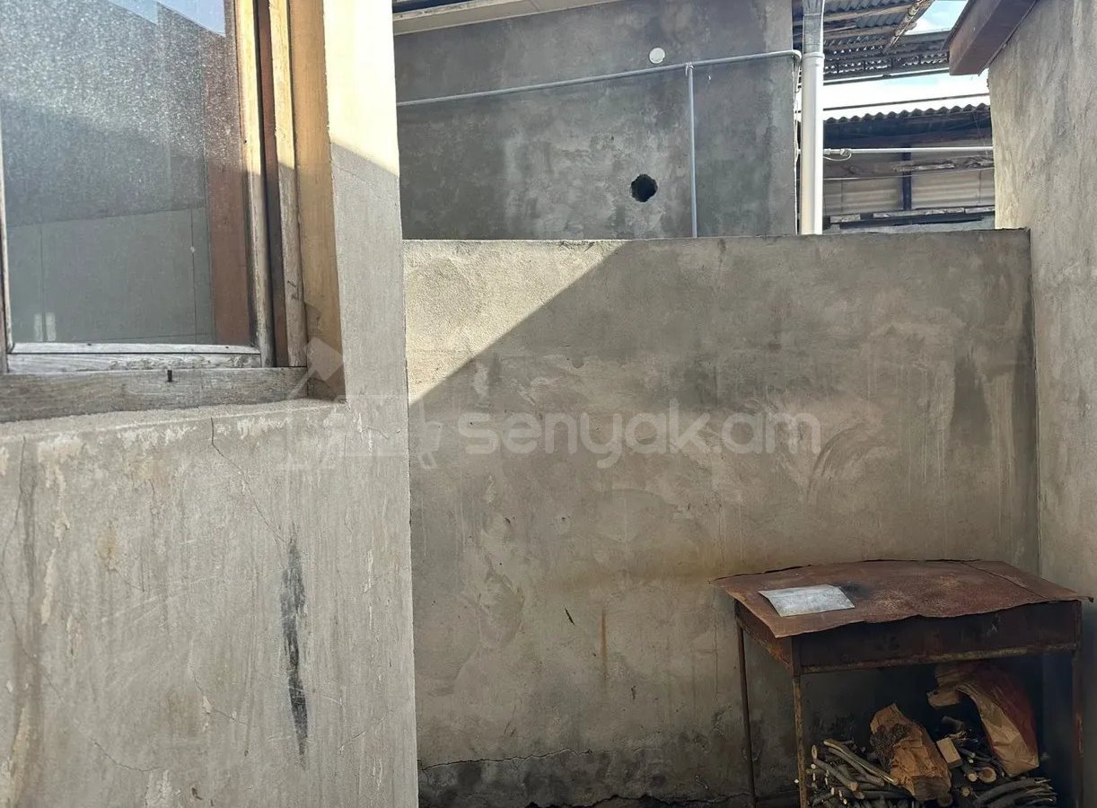 5 Սենյականոց Սեփական Տուն, 188քմ, Կոսմետիկ Վերանորոգված, Ավտոտնակով