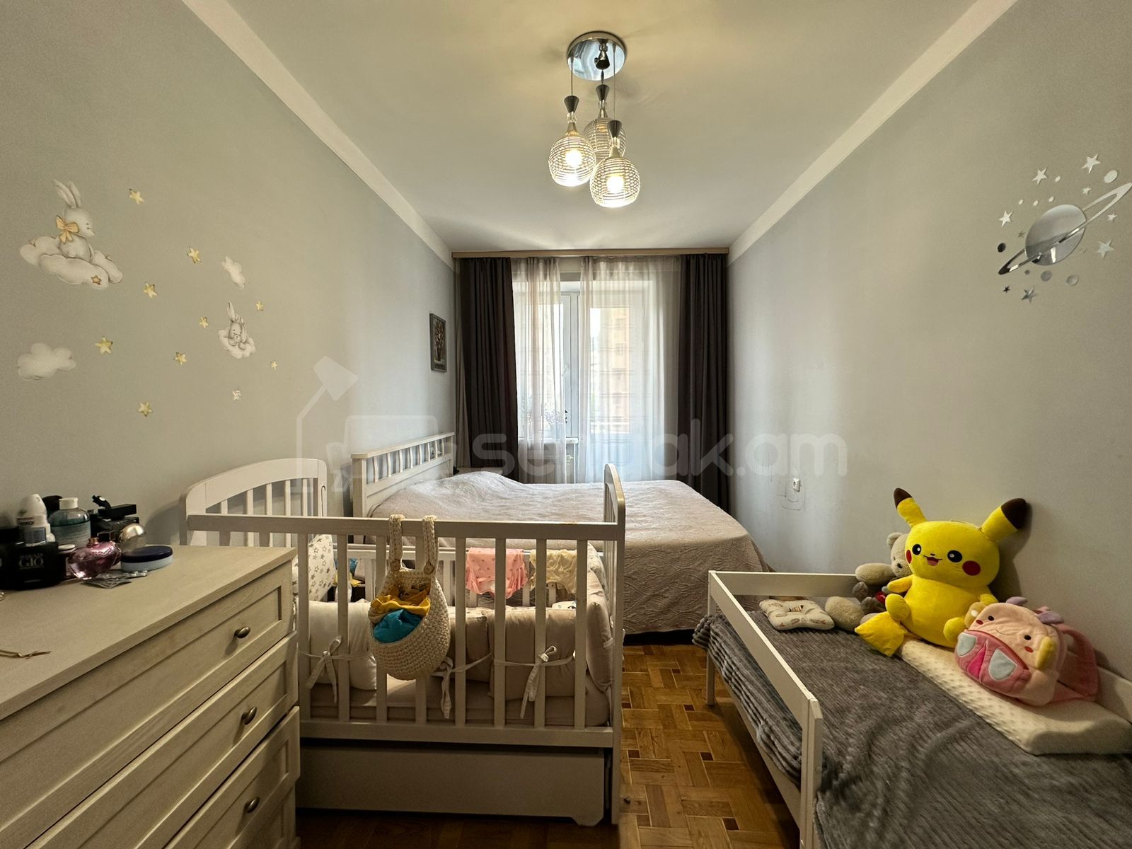 2 Սենյականոց Բնակարան Քարե Շենքում, 73քմ, 4/5 հարկ, Կապիտալ Վերանորոգված