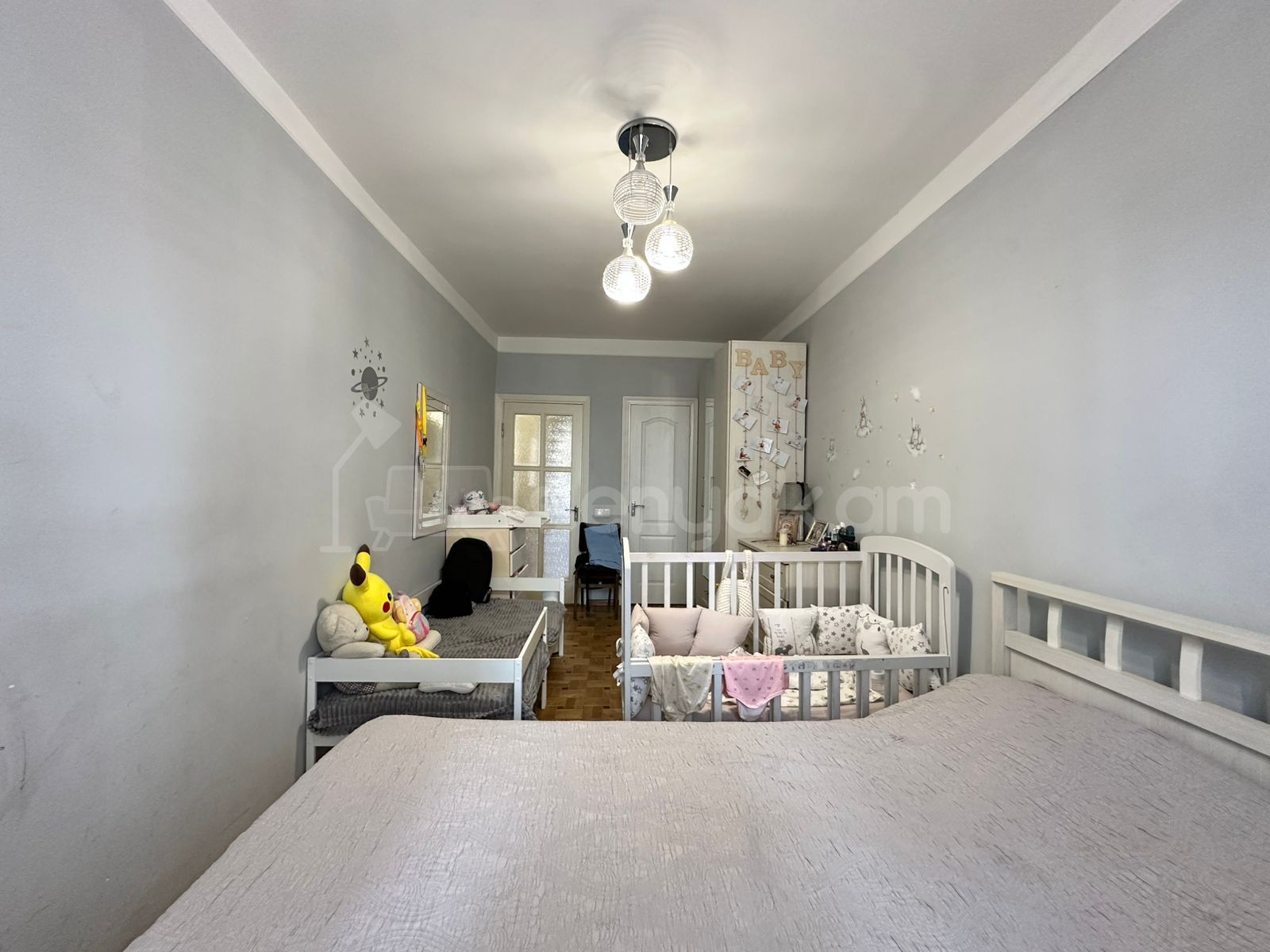 2 Սենյականոց Բնակարան Քարե Շենքում, 73քմ, 4/5 հարկ, Կապիտալ Վերանորոգված