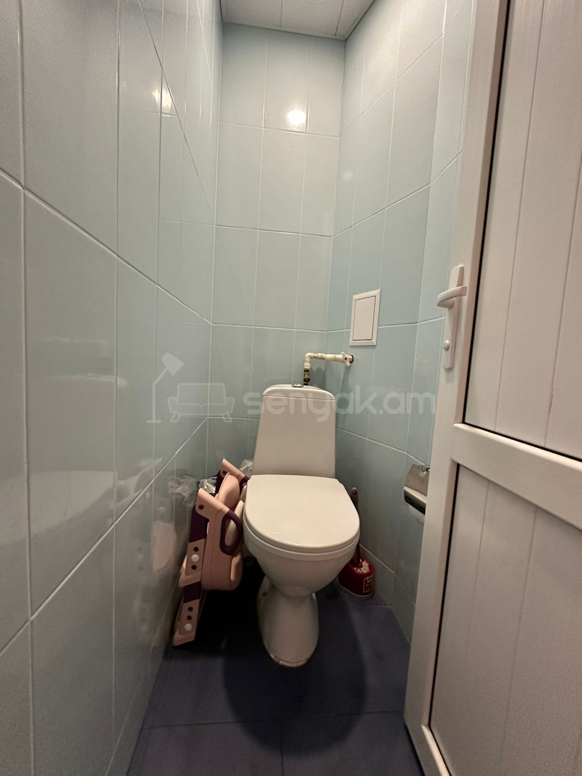 2 Սենյականոց Բնակարան Քարե Շենքում, 73քմ, 4/5 հարկ, Կապիտալ Վերանորոգված