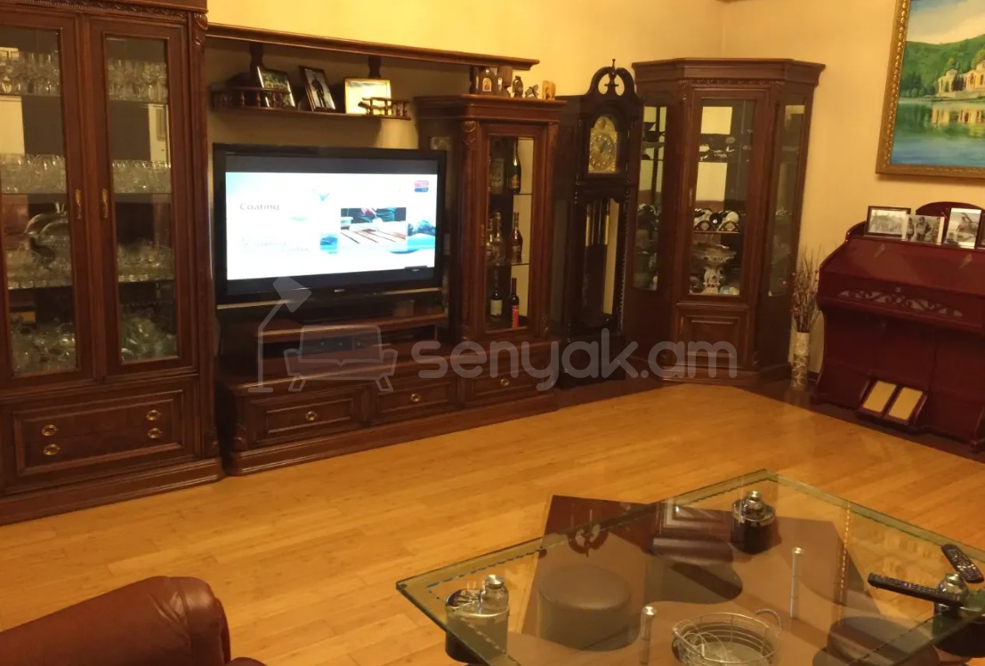 4 Սենյականոց Բնակարան Նորակառույցում, 193քմ, 7/9 հարկ, Դիզայներական Վերանորոգված