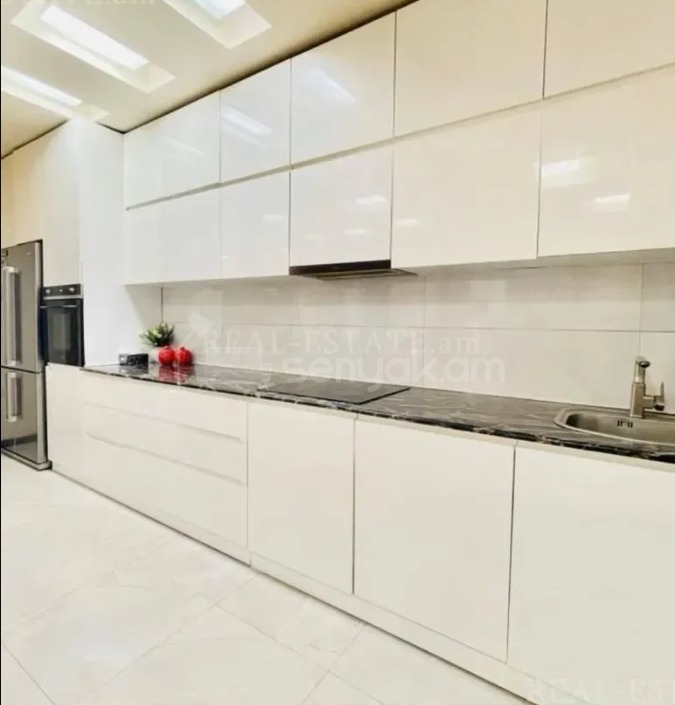 3 Սենյականոց Բնակարան Նորակառույցում, 92քմ, 15/23 հարկ, Դիզայներական Վերանորոգված