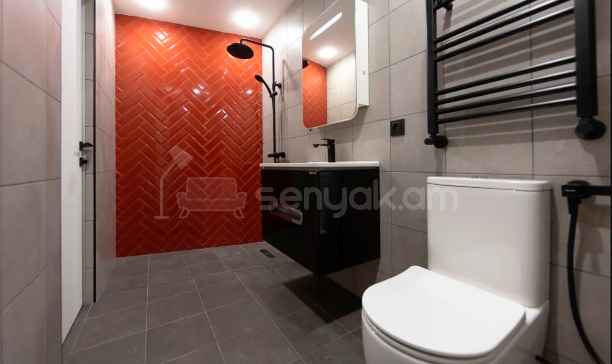 3 Սենյականոց Բնակարան Քարե Շենքում, 91քմ, 5/5 հարկ, Դիզայներական Վերանորոգված