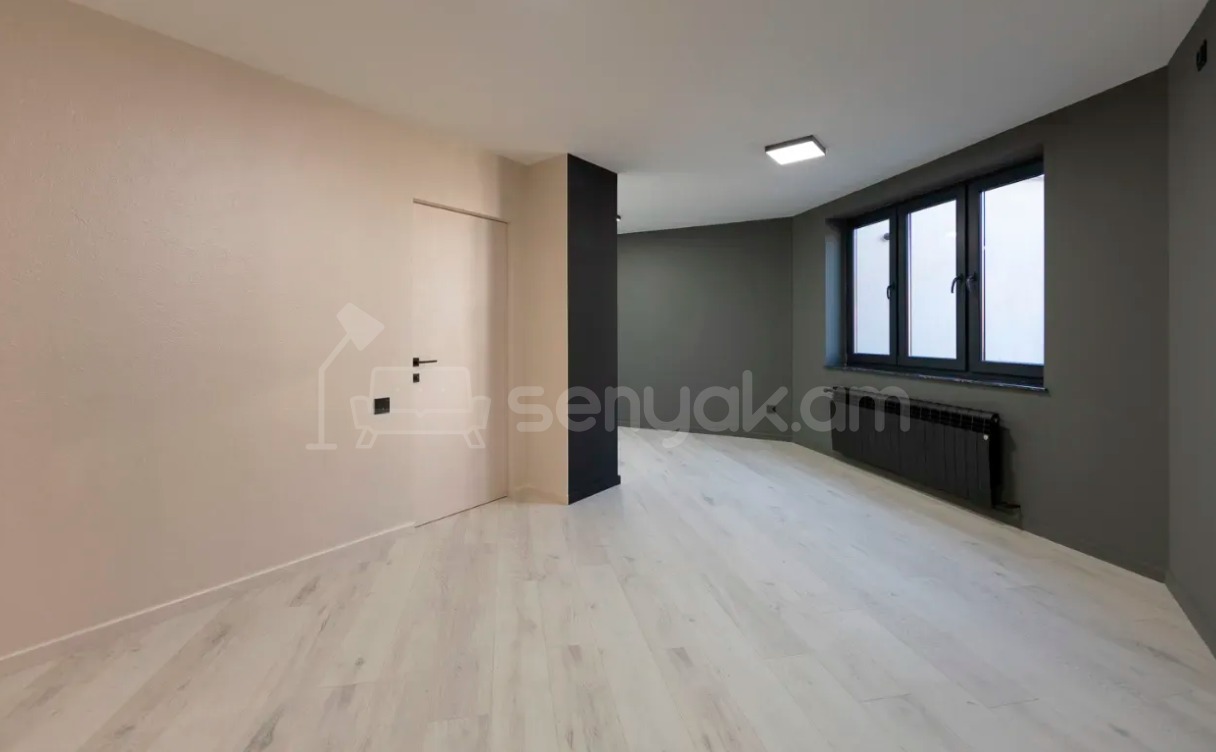 3 Սենյականոց Բնակարան Քարե Շենքում, 91քմ, 5/5 հարկ, Դիզայներական Վերանորոգված