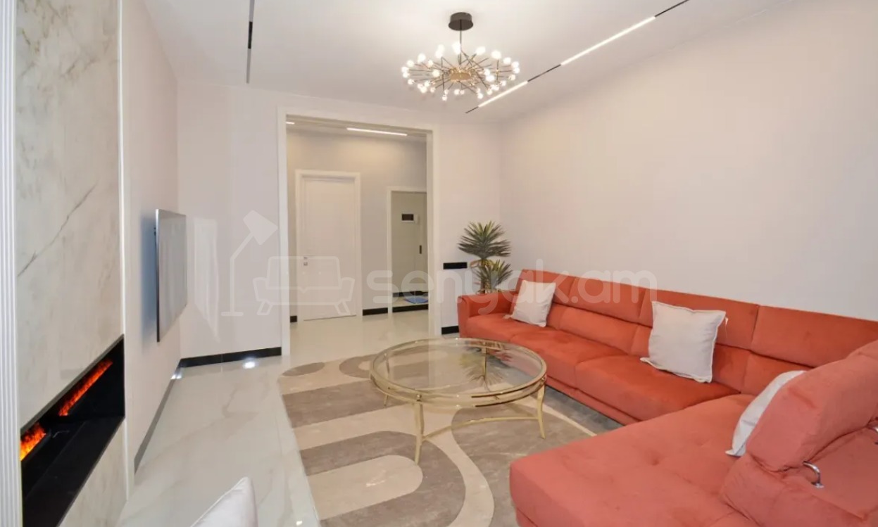 3 Սենյականոց Բնակարան Քարե Շենքում, 97քմ, 4/5 հարկ, Դիզայներական Վերանորոգված